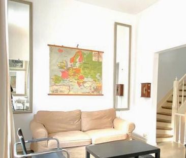 Duplex te huur in Elsene voor € 985 met 1 slaapkamer - Photo 2
