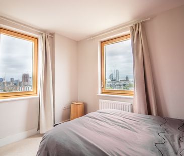 3 Bed Penthouse, Salcombe Court, E14 - Photo 4