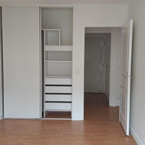 location Appartement T4 DE 88.44m² À PARIS - Photo 2