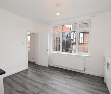 2 bedroom house to rent - Photo 1