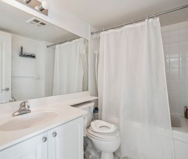 For Lease - 33 Elm Drive Unit# 411, Mississauga, Ontario - Photo 2