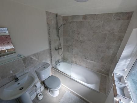 Church Street, Silverdale, ST5 - Photo 5