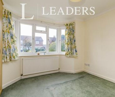 2 bedroom bungalow to rent Queenhythe Road, Jacob's Well, Guildford... - Photo 4