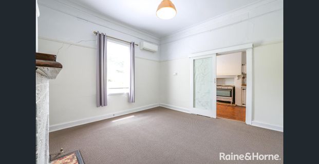 FAMILY HOME IN ROCKET STREET available Now!!! - Photo 1