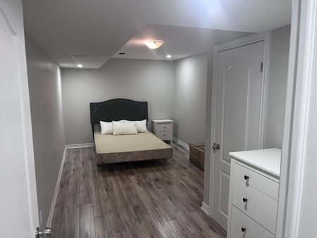 For Lease - 19 Tesla Crescent Unit# Basement, East Gwillimbury, Ontario - Photo 5