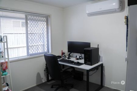 55, Gowan Road, QLD, Sunnybank Hills - Photo 2