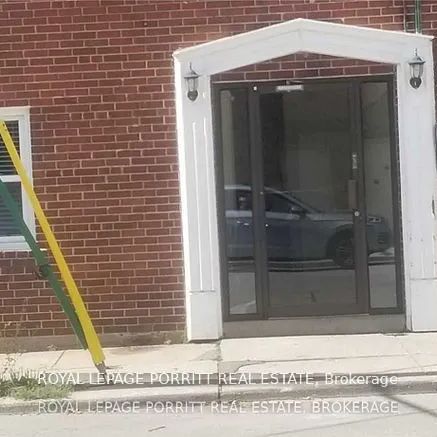 2773 Lake Shore Boulevard W #4 - Photo 1