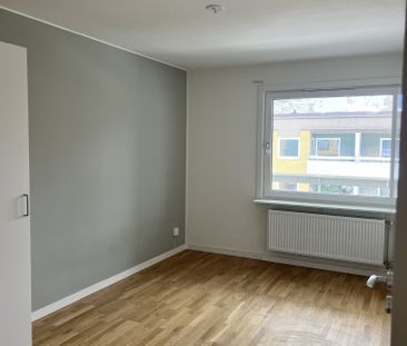 Dunderbacksvägen, Finspång - Photo 1