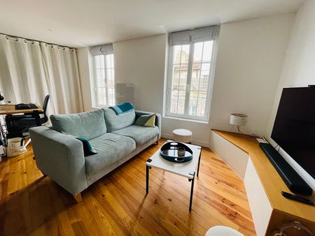 Location Appartement 2 pièces 43m² LA ROCHELLE 17000 - Photo 2