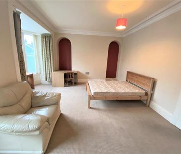 6 bedroom house to rent - Photo 3