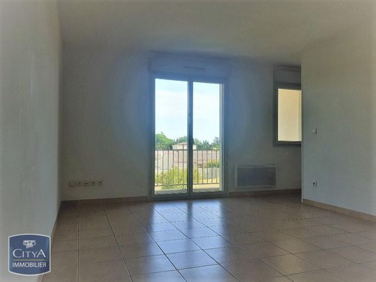 Location Appartement 3 pièces 54m² ST GILLES 30800 - Photo 1