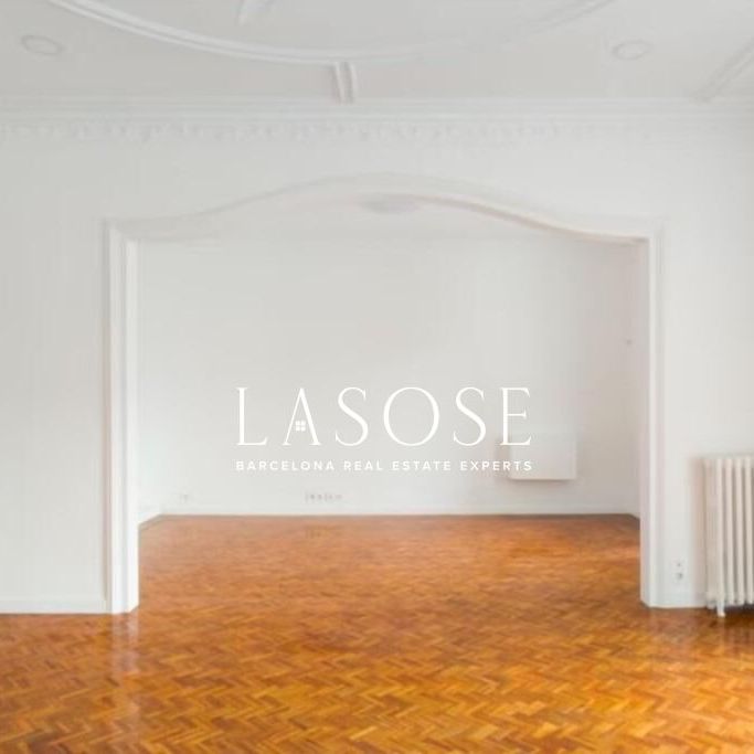 100m² Penthouse to rent in Fort Pienc, Barcelona - Photo 1