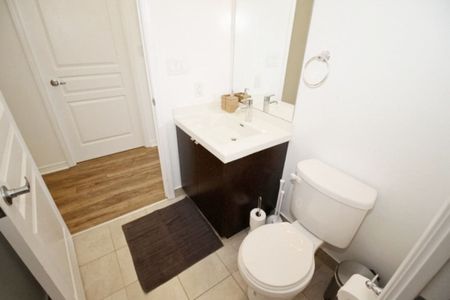 For Lease - 352 Front Street Unit# 1606, Toronto, Ontario - Photo 2
