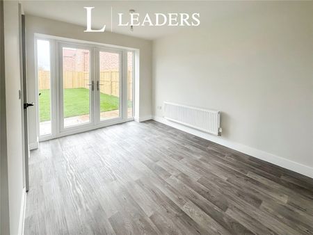 4 bedroom house to rent Bluebell Road, Quadring, Spalding, Lincolnshire, PE11 - Photo 2