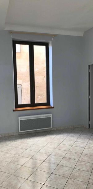 Location Appartement 2 pièces 38m² BERGERAC 24100 - Photo 1