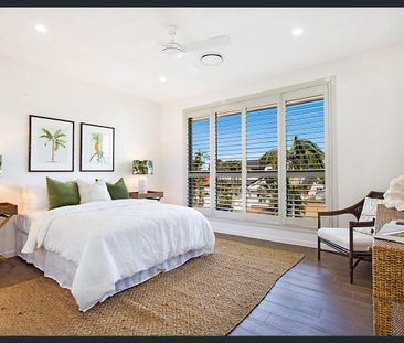 WATERFRONT PROPERTY 5 BEDROOMS 4 BATHROOMS - Photo 6