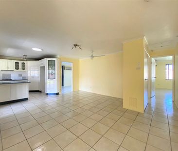 Neat Family Home - Photo 3