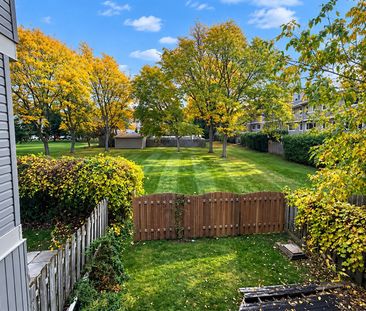 For Lease - 30 Green Valley Drive Unit# 100, Kitchener, Ontario - Photo 3