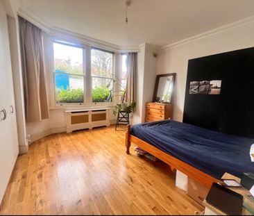 Room in a Shared House, London, W5 - Photo 4