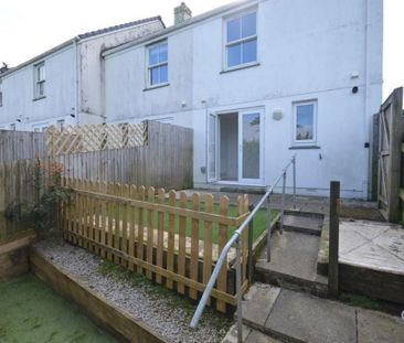 2 bedroom end of terrace house to rent - Photo 6