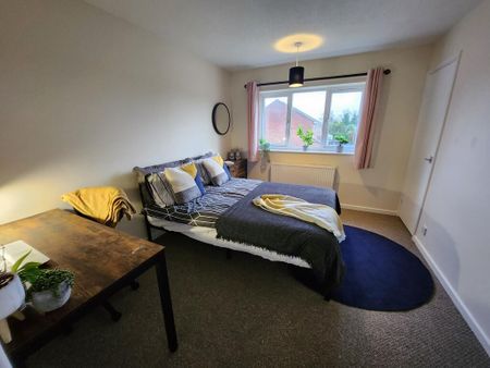 4 bedroom house share to rent - Photo 2