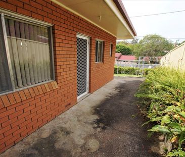 Coffs Harbour, 4/82 Azalea Avenue - Photo 3