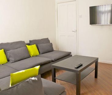 3 bedroom house share to rent - Photo 1