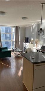 Short term Furnished downtown pet-friendly studio with amenity - Photo 4