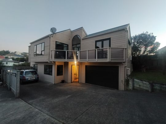 91b Moorefield Road, Johnsonville - Photo 1