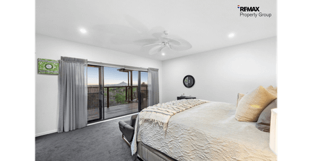 One of a Kind 4 Bedroom Home! - Photo 4