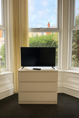 1 bedroom in a house share to rent - Photo 1