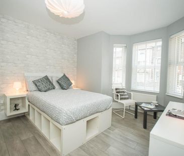 Studio to rent - Photo 3