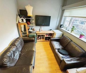 4 bedroom maisonette to rent - Photo 3