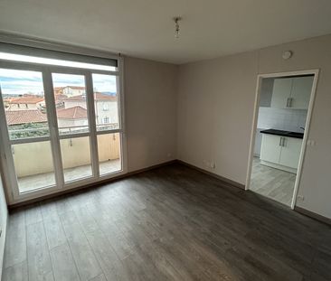Location Appartement 1 pièce 28m² GERZAT 63360 - Photo 1