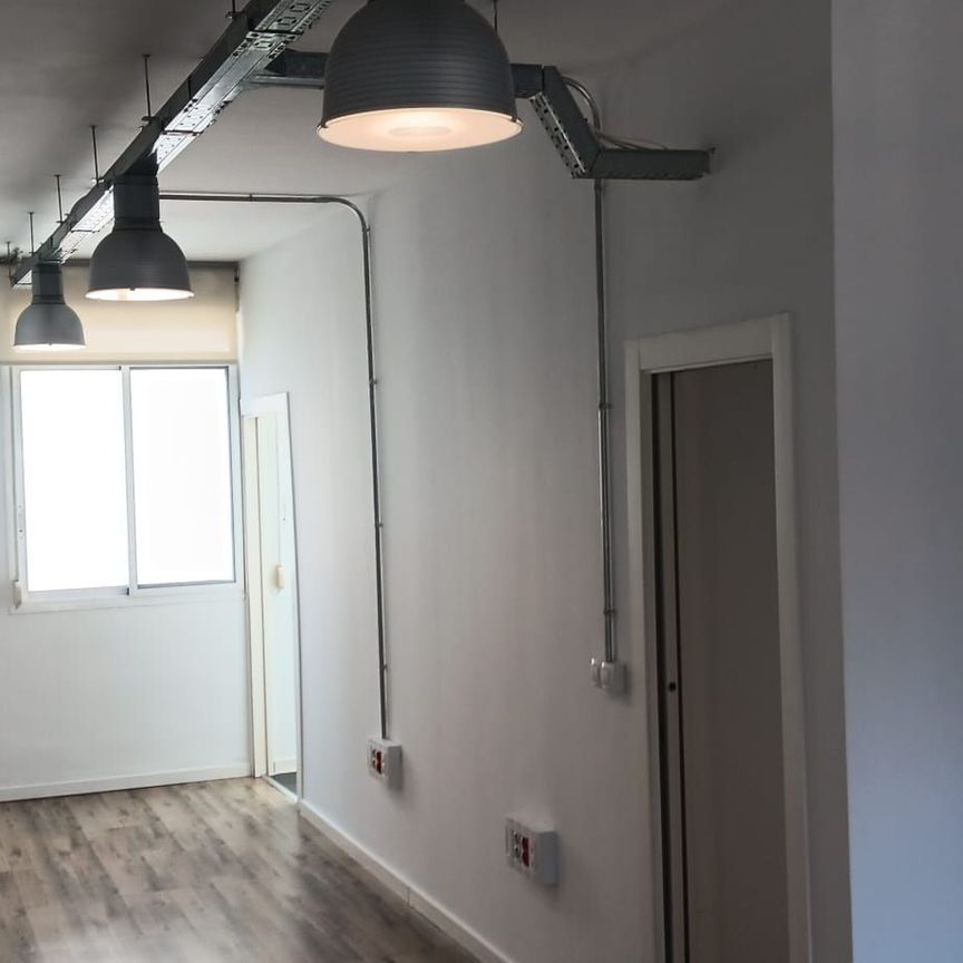 Apartamento de alquiler en Avenida Regne de València, Russafa - Photo 1