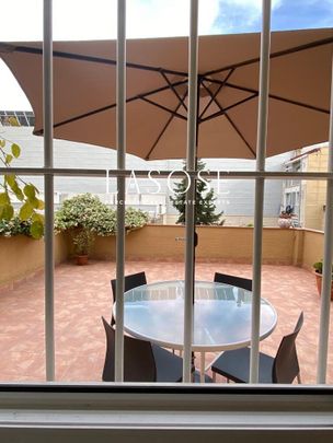 Flat 65m² with terrace to rent in Vila de Gràcia, Barcelona - Photo 1