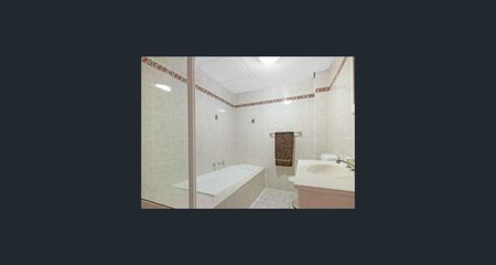 RENOVATED UNIT!! - Photo 5