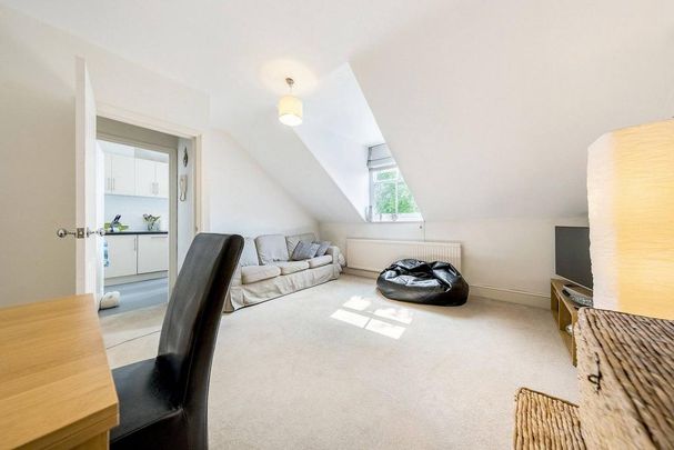 1 bedroom flat to rent - Photo 1