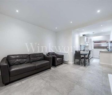 Hendon Way, London, NW2 - Photo 6