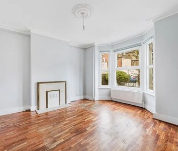 4 Bed Terraced House, Very Near Venetia Road Area, W5 - Photo 1