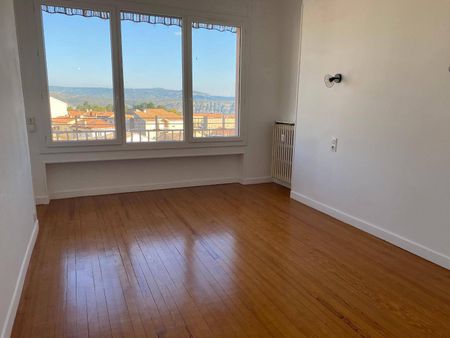 Location appartement 3 pièces 81.72 m² à Aubenas (07200) - Photo 2