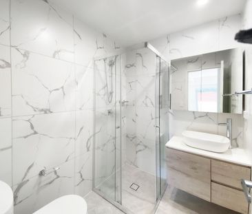 Stunning 3-bedroom, 2-bathroom Apartment - Photo 5