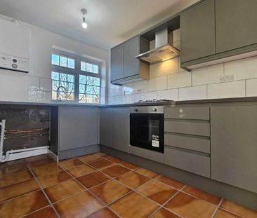 Almond Croft - Photo 5