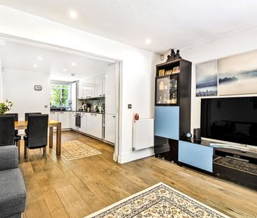 2 bedroom terraced house to rent - Photo 2