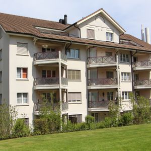 Heimelige Wohnung in Flawil - Photo 2