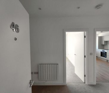 1 bedroom flat to rent - Photo 2