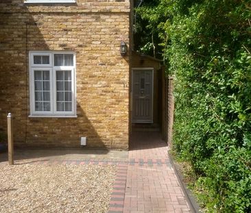 2 Bed End Terrace, Boxley Road, SM4 - Photo 5