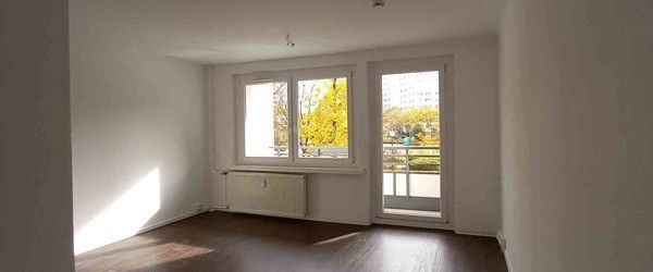 Schicke 3 Raum Wohnung mit Einbauküche sucht neue Mieter. - Foto 1
