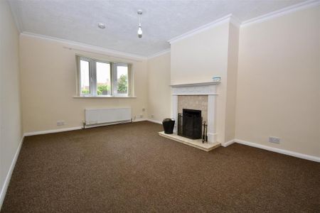 2 bedroom semi-detached bungalow to rent - Photo 2