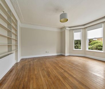 3 bedroom ground floor flat to rent - Photo 1